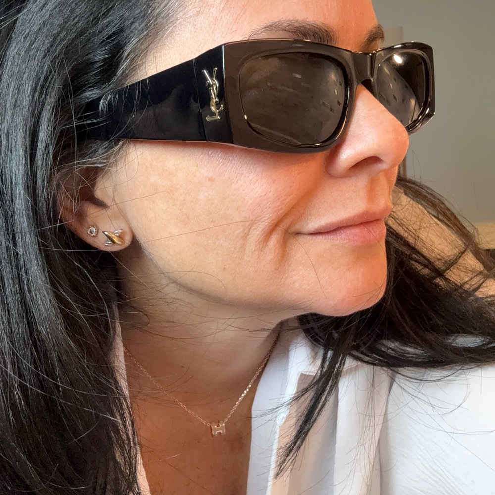 Saint Laurent Rectangular Acetate Sunglasses with gold hardware - Picture 13 of 14